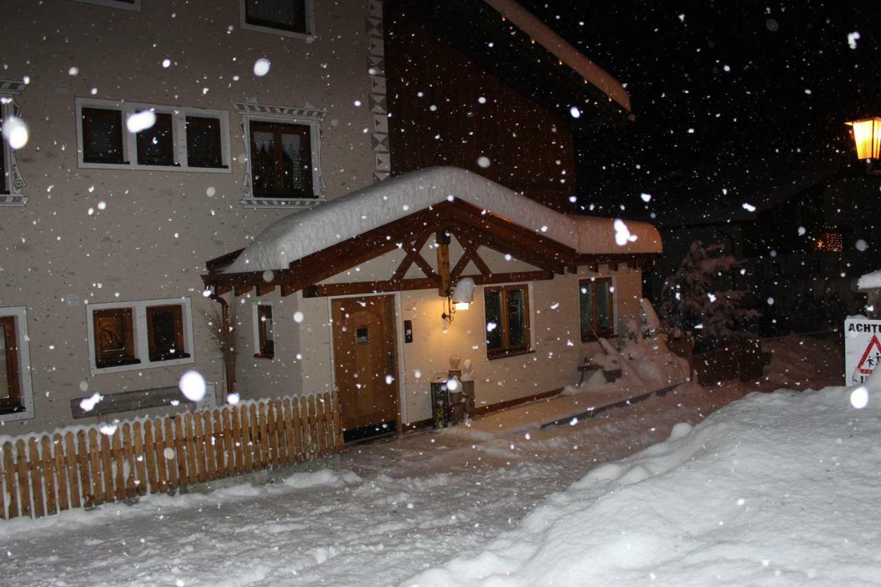 Haus Zegg Apartment เนาดาส ภายนอก รูปภาพ